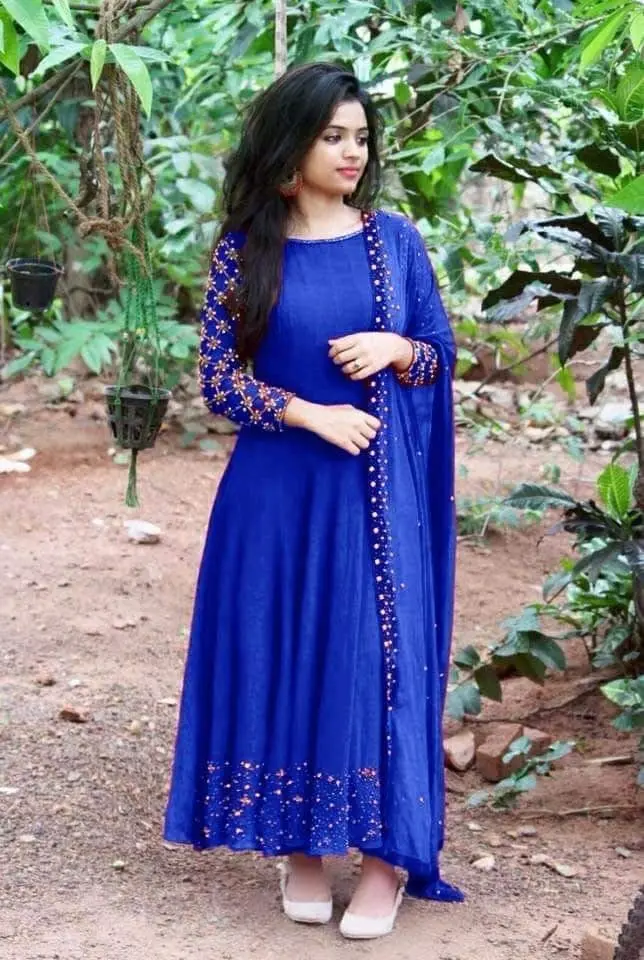 Soft Georgette Four Piece  PRODUCT DETAILS Fabric- Soft Georgette Body- Soft Georgette Salwer: included(unstitched) Dopatta: Georgette Work- High-Quality Embroidery  -অর্ধ-সেলাই করা থাকবে।