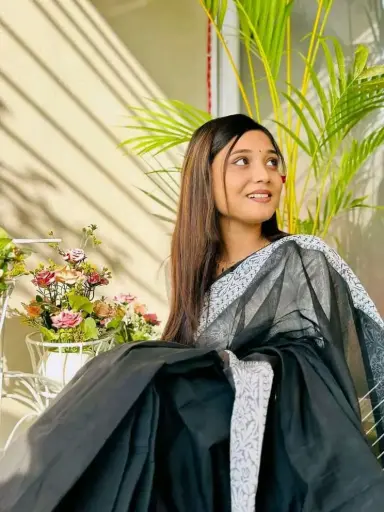 Cotton mixed sharee  হাফ সিল্ক পাইর শাড়ি হাফ সিল্ক ও কটন সুতার মিশ্রণে শাড়িটি তৈরি, খুবই সুন্দর একটা ডিজাইন 12 হাত প্লাস শাড়ি,সাথে ব্লাউজ পিস থাকবে না l