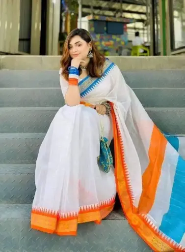 টাঙ্গাইল শাড়ী মাধুরাই  ১৩ হাত লম্বা ব্লাউজ পিস সহ। আধুনিক ও মান সম্মত ডিজাইন অরিজিনাল প্রোডাক্ট