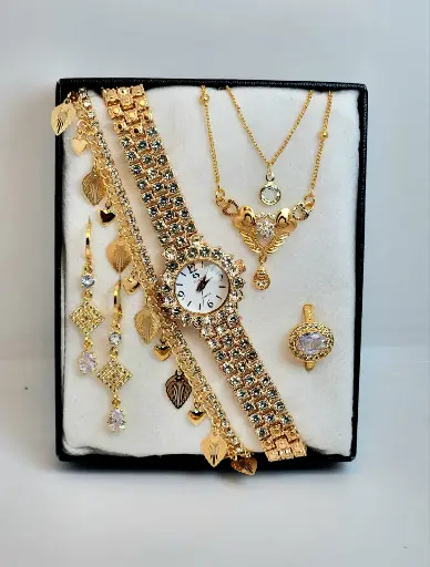 Women Watch Combo    কম্বো প্যাকে যা যা থাকছে ১.ঘড়ি ২.লকেট ৩.আংটি ৪.পায়েল ৫.কানের দুল -সাথে থাকবে একটি বক্স